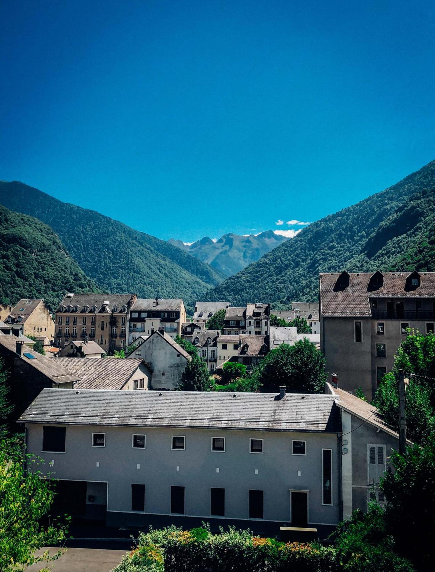 Cano'Py, Charmant 2 Pieces Avec Vue Montagne En Coeur De Ville Bagneres-de-Luchon Экстерьер фото